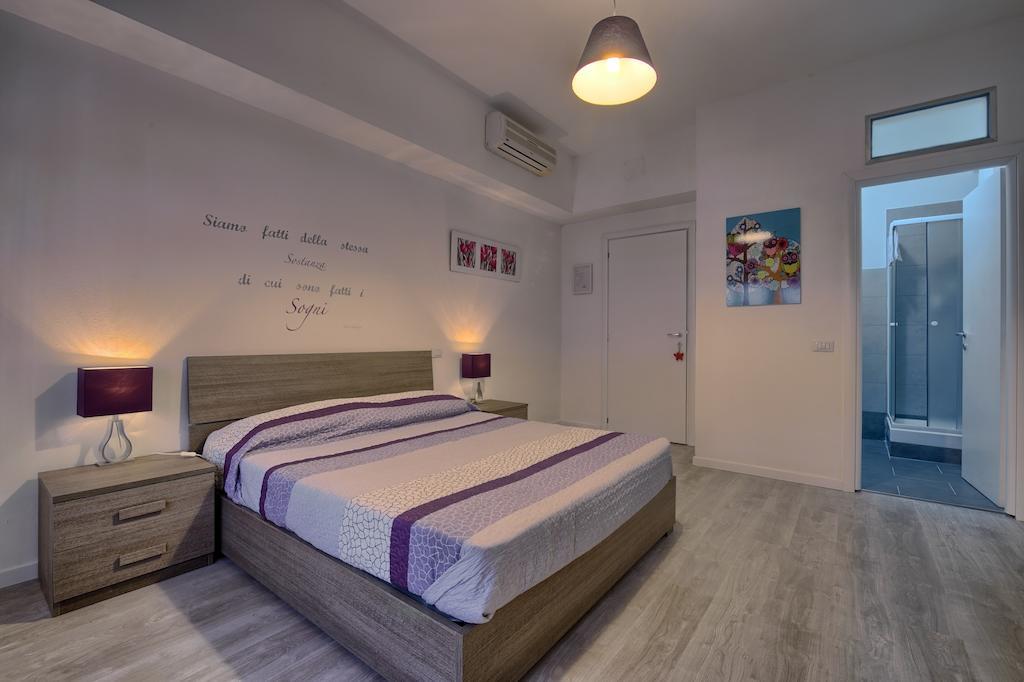 Madi B&B Rome Room photo